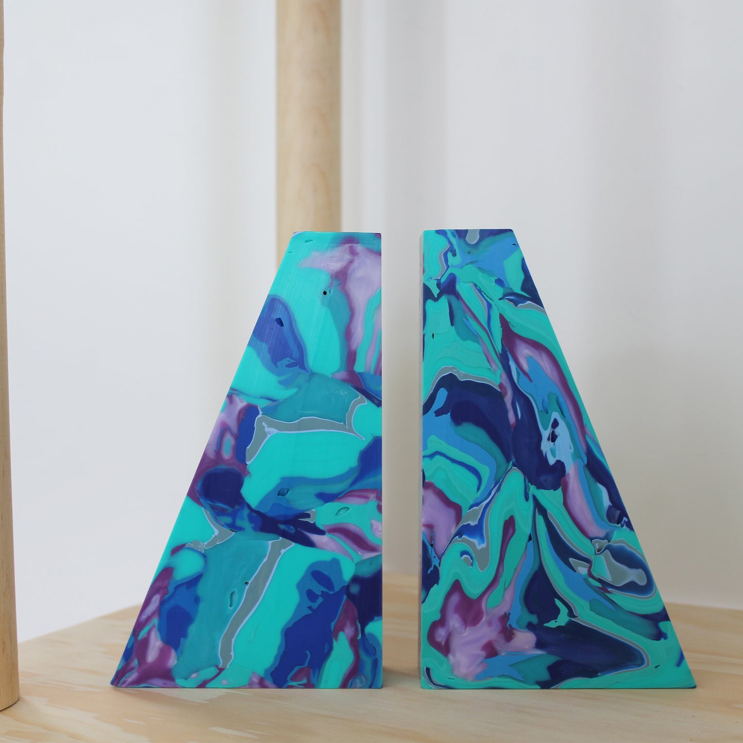 Sujetalibros TRAPECIO